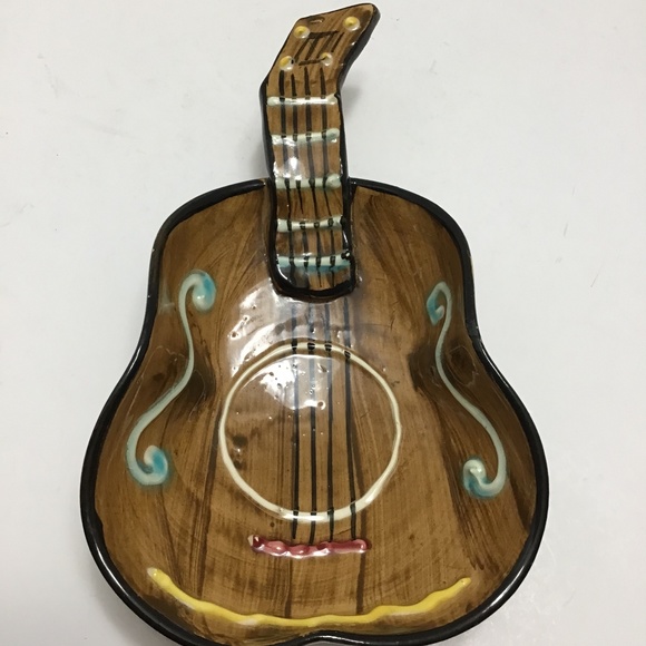 ITALY VINTAGE GUITAR SHAPED GLAZED CERAMIC DISH - Picture 1 of 10